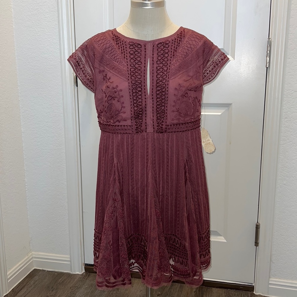 NWT ALTAR'D STATE WILD GINGER Beaded LACE SHORT SLEEVE DRESS size S